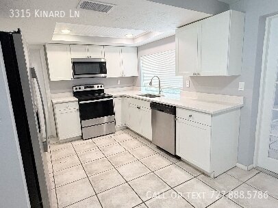 Building Photo - 3315 Kinard Ln