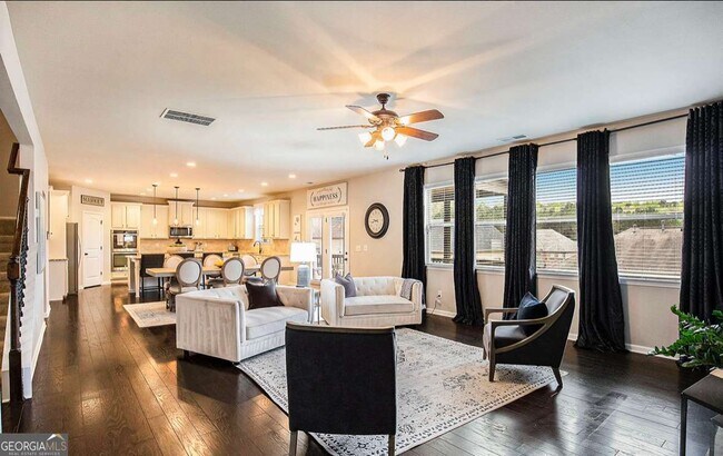 Building Photo - 3217 Bowlin Dr