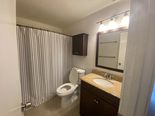 Building Photo - Makaha Valley Plantation - Two Bedroom