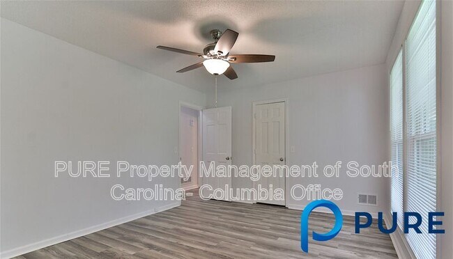 Building Photo - 156 Little Hampton Dr