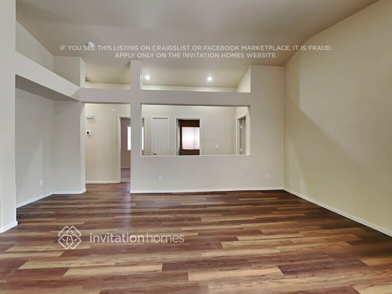 Building Photo - 8525 Gracious Pine Ave