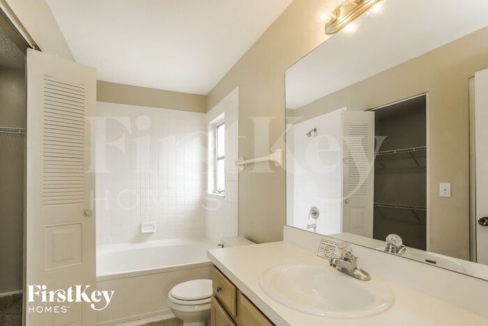 Building Photo - 1207 Etchfield Cir