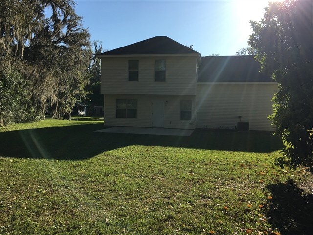 Building Photo - 145 Parkview Rd