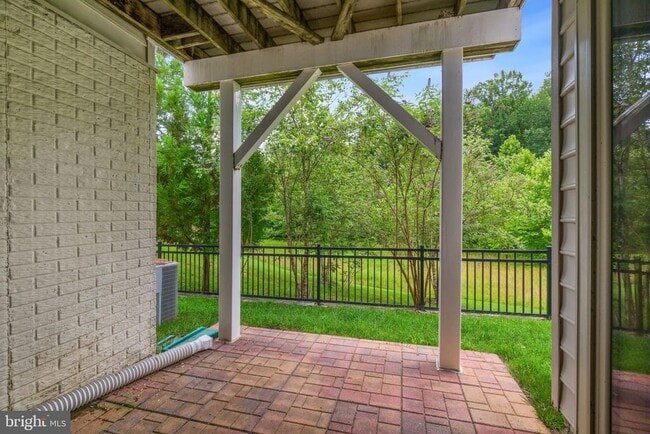 Building Photo - 1550 Rabbit Hollow Pl