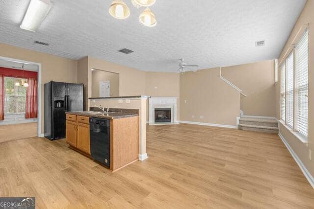 Building Photo - 6225 Shenfield Ln