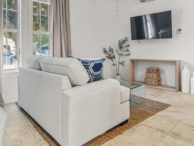 50% off first months rent. Fully furnishe... - 50% off first months rent.  Fully furnishe...