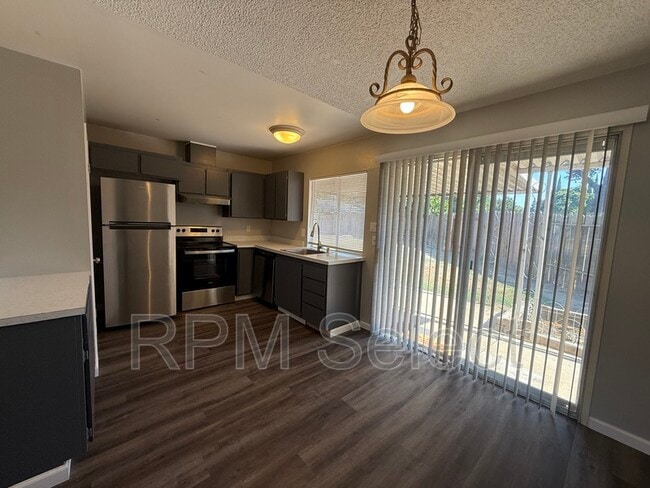 Building Photo - 8826 Grayling Way