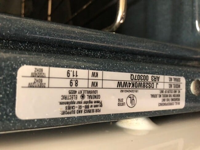 Building Photo - Charming 2 bedroom, 2 bathroom, 1 covered ...