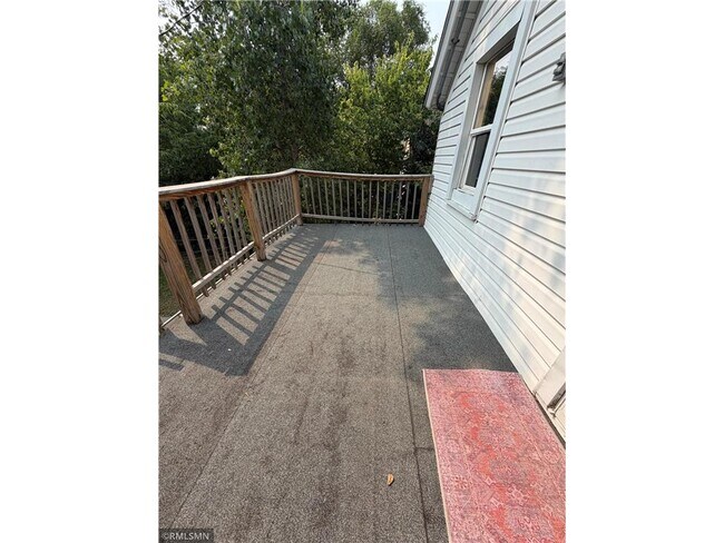 Building Photo - 944 Albemarle St