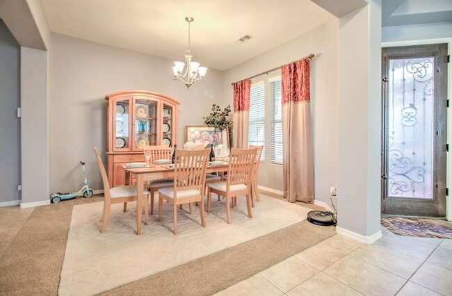 Building Photo - 5316 N 186th Dr