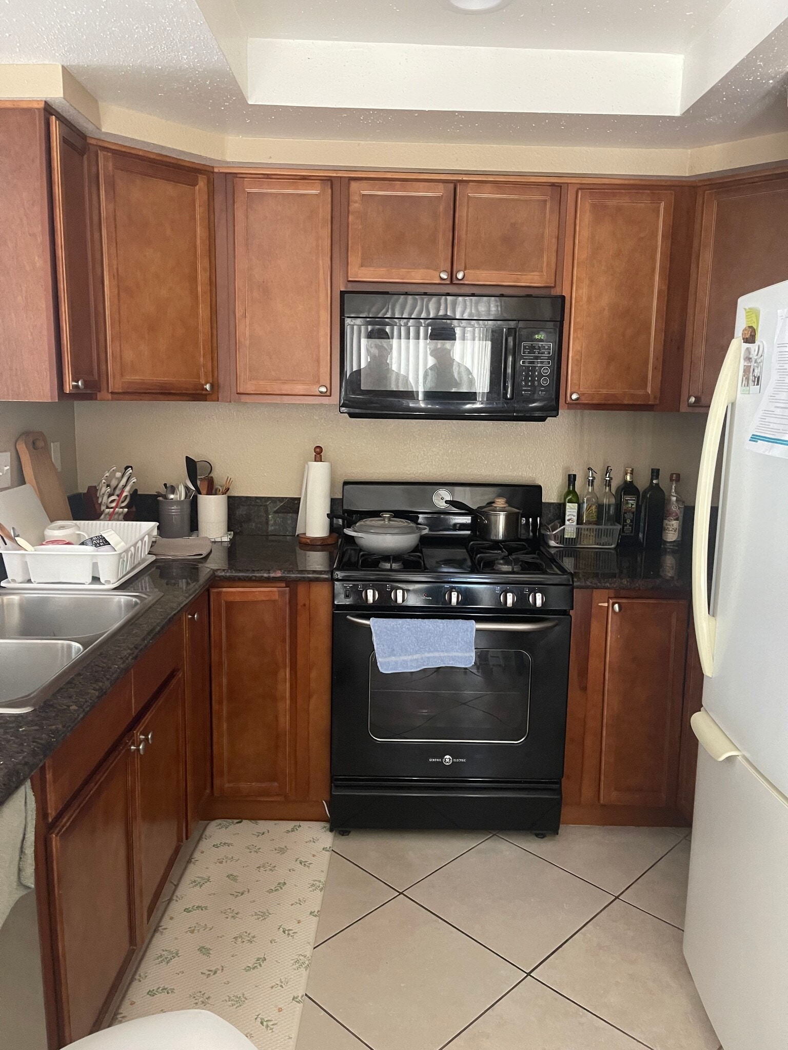 KITCHEN - 4179 Ironwood Dr