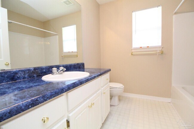Building Photo - 1261 Greystone Ln