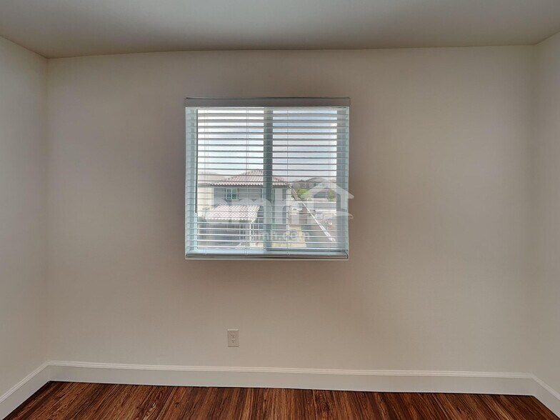 Building Photo - 9146 Taft Point Ct