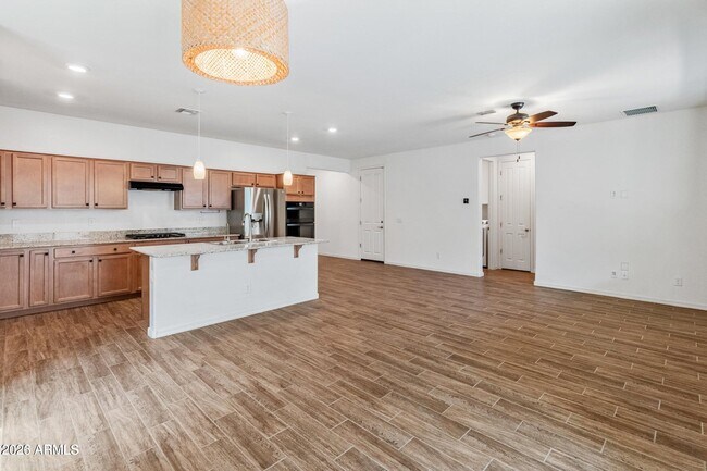 Building Photo - 16209 W La Ventilla Way