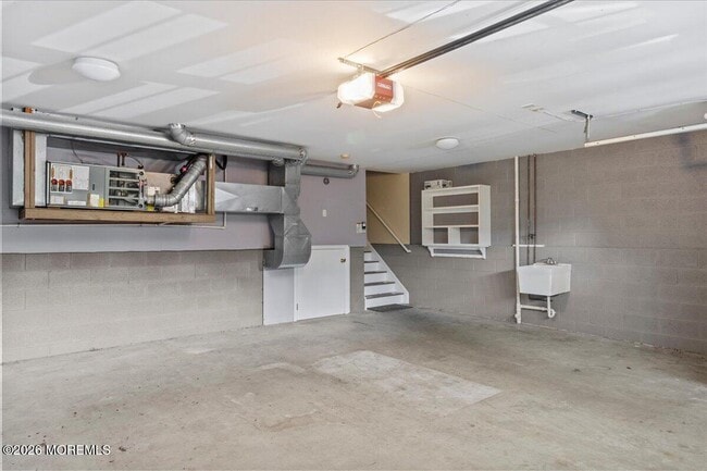 Building Photo - 303 NJ-35