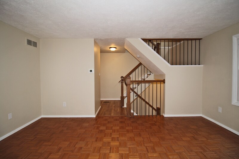 Building Photo - 100 Grouse Ct