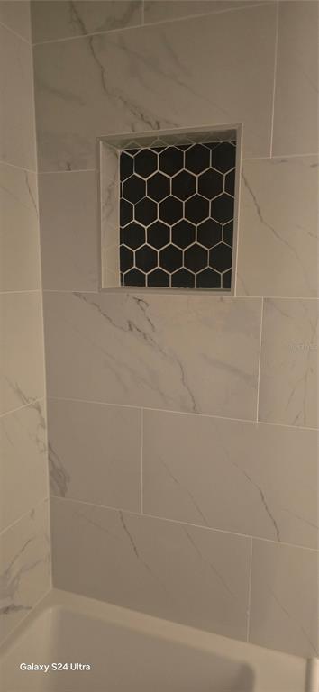 Building Photo - 6299 Arlington Ct