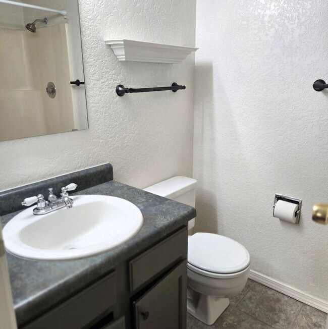Building Photo - CALL US TODAY AT (505) 808-6467 TO SCHEDULE A CONVENIENT SHOWING