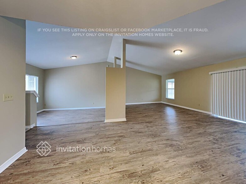 Building Photo - 2800 W Covington Dr
