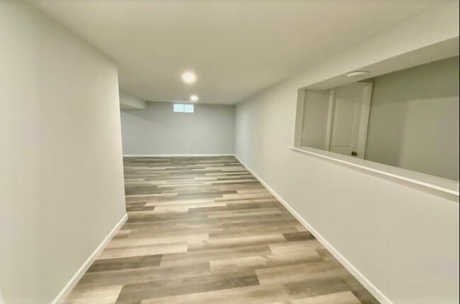 Building Photo - 3929 Pinecrest Rd