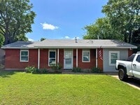 Building Photo - 4 bedrooms in Southwest Wichita Falls For Lease!