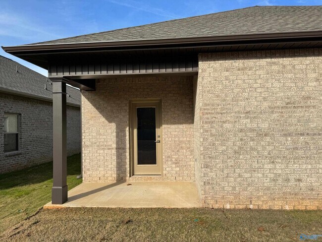 Building Photo - 28598 Halford Dr