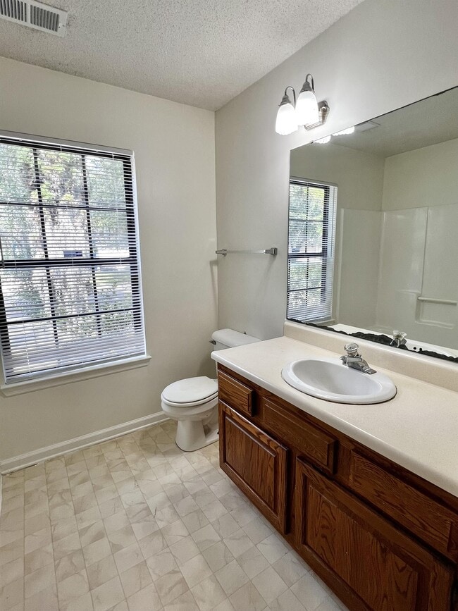 Building Photo - 954 Oyster Cove Rd