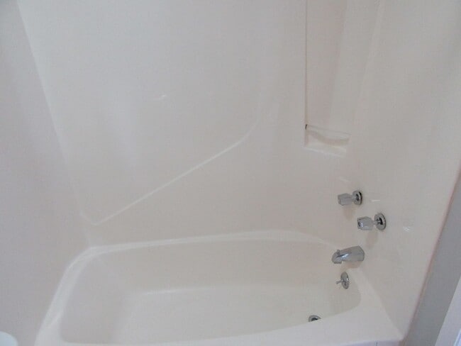 Building Photo - 2914 Sequoia Ave