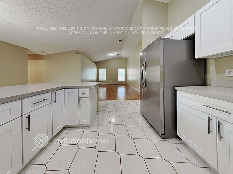 Building Photo - 13837 Folkestone Cir