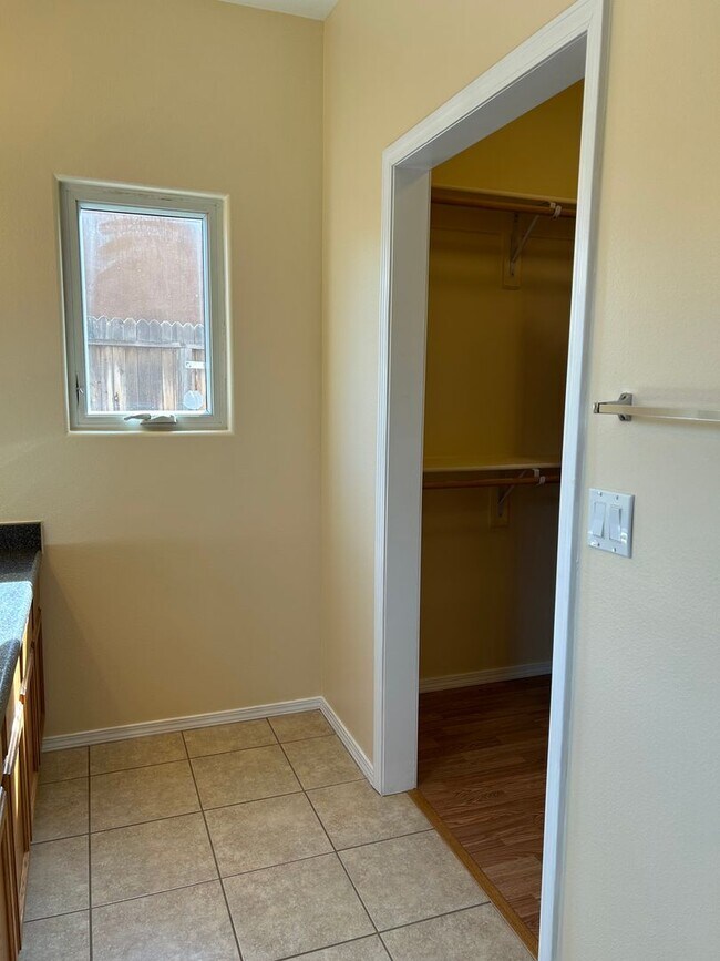 Building Photo - 7603 Mesa Del Oro Ln