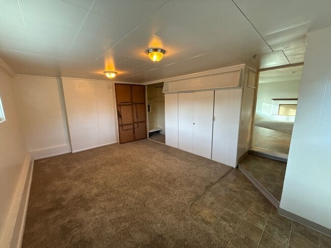 Building Photo - 1215 NW 11th St