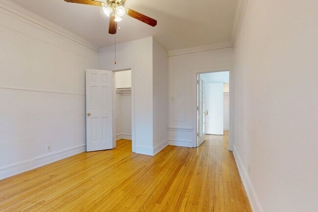 Floorplan - 5300-5308 S. Greenwood Avenue