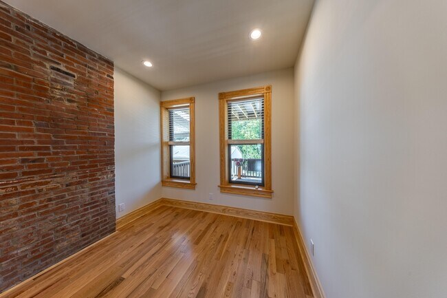 Building Photo - 3233A Morgan Ford Rd