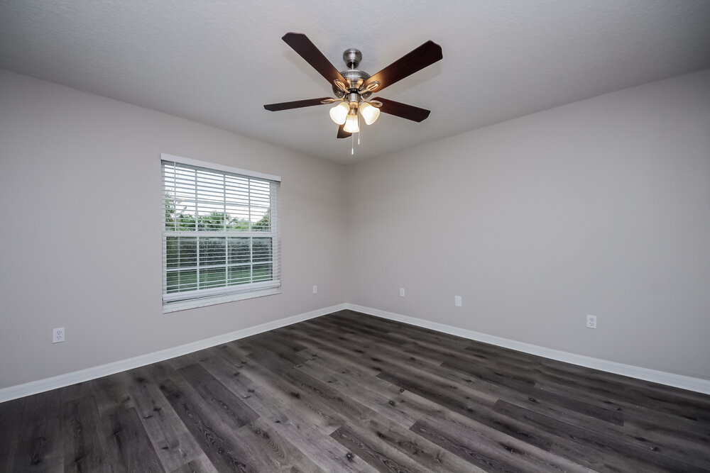 Building Photo - 35123 Queens Way