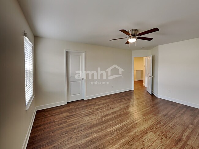 Building Photo - 600 Drema Ct