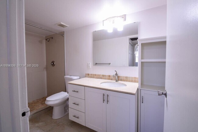 Building Photo - 8215 Lake Dr