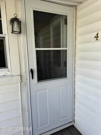 Building Photo - 807 Grand Central Ave