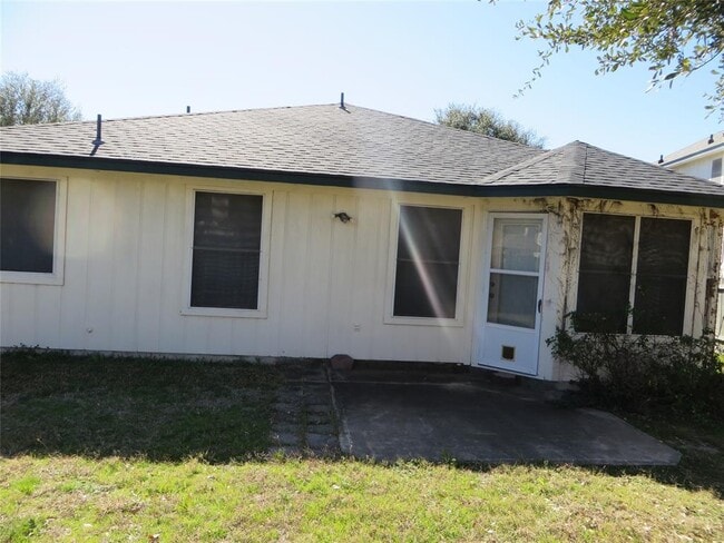 Building Photo - 15506 Imperial Jade Dr