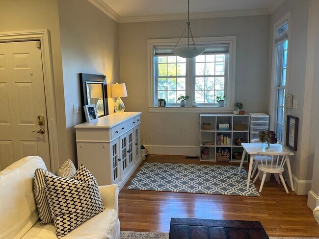 Building Photo - 21 Prospect St