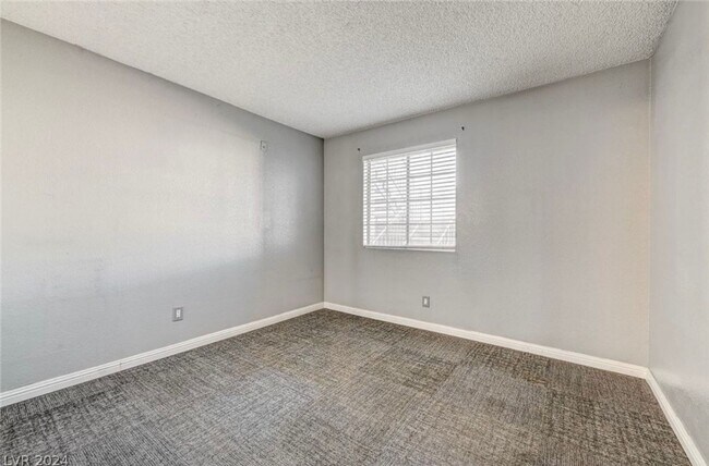 Building Photo - Two Bedroom Condo