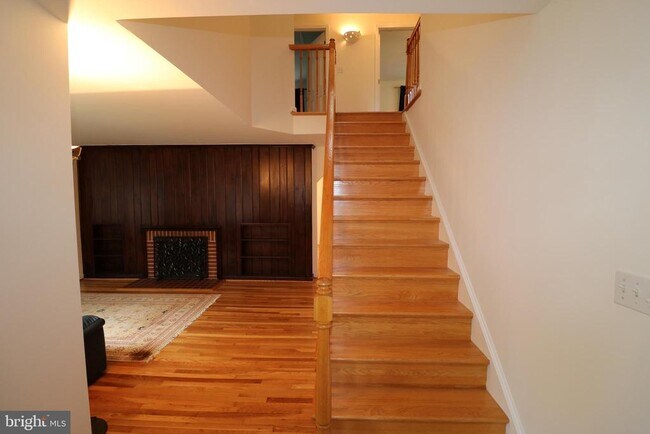 Building Photo - 6113 Dunleer Ct