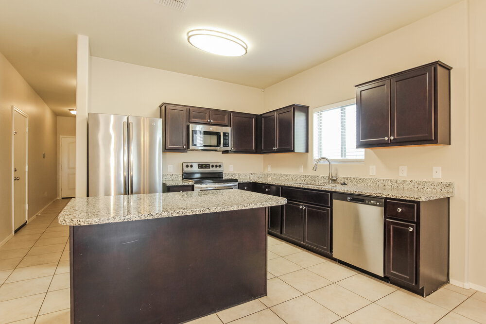 Building Photo - 25444 W Darrel Dr