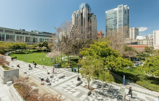 Yerba Buena Garden - 1 Block Away - 300 3rd St
