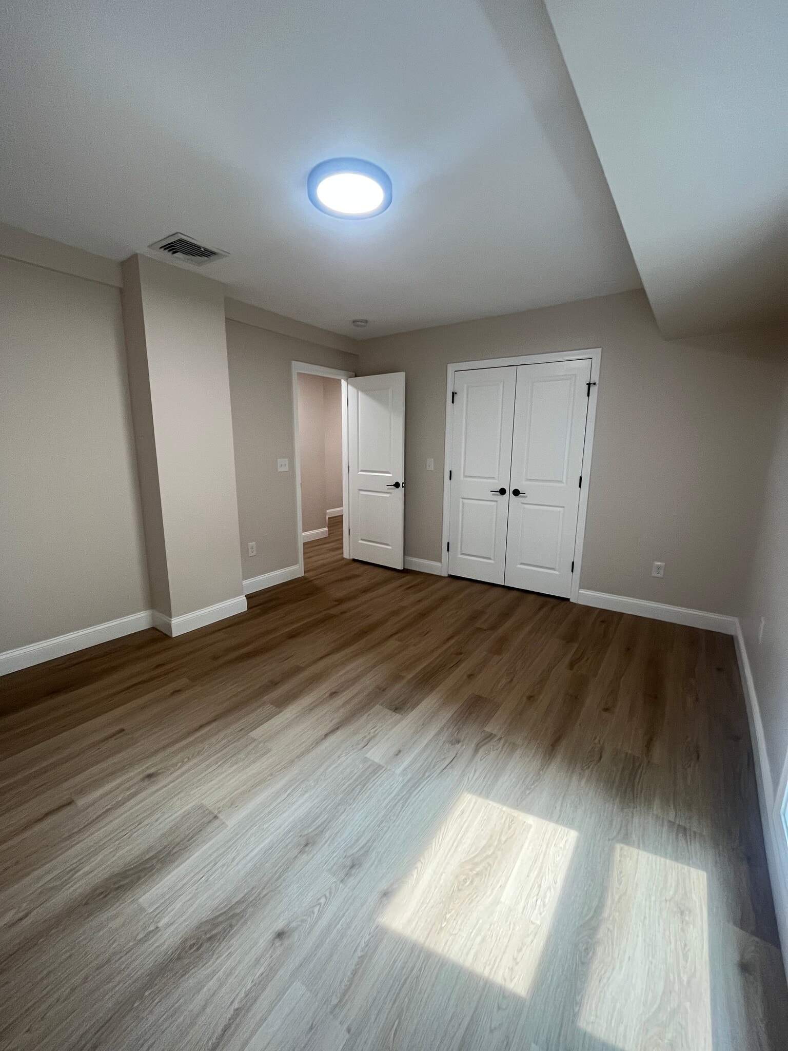 Bedroom - 117 Rome Ave
