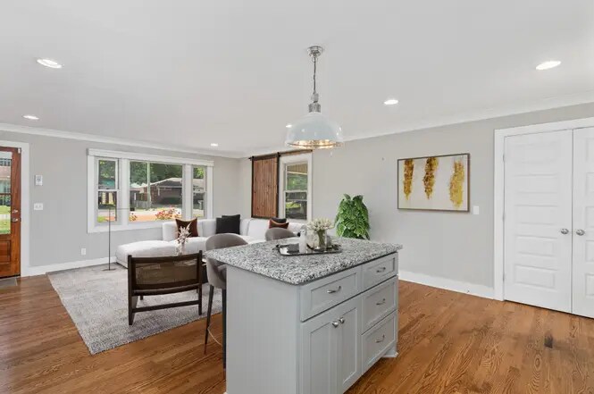 Building Photo - 414 Figuers Dr