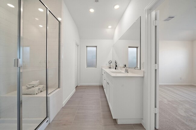 Building Photo - 4823 Shimmer Side Dr