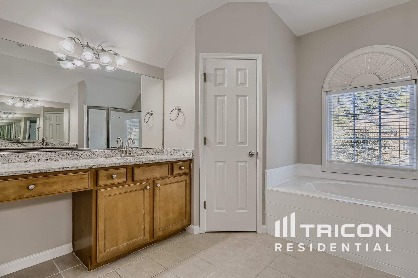 Building Photo - 529 Water Birch Way