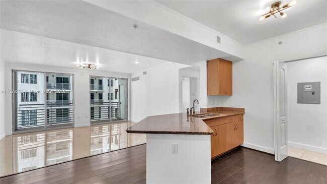 Building Photo - 1830 Radius Dr