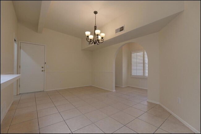 Building Photo - 7580 Le Conte Dr