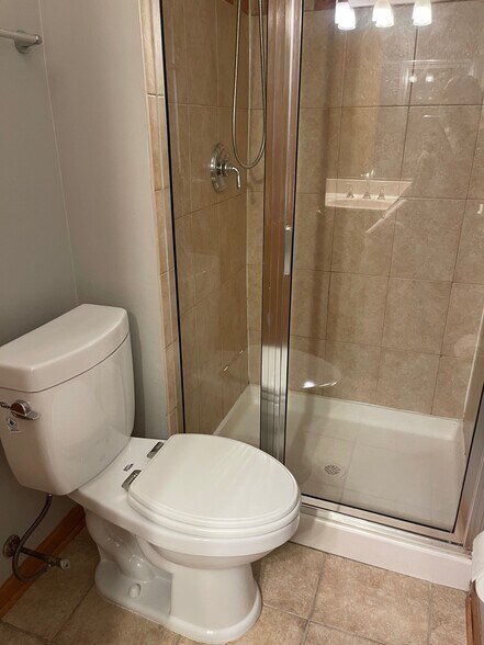 Bathroom and shower - 843 N Mozart St